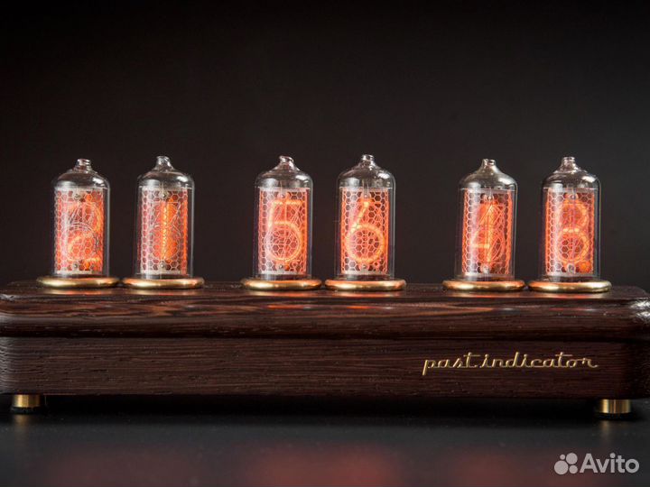 Ламповые часы Восток-4 Black