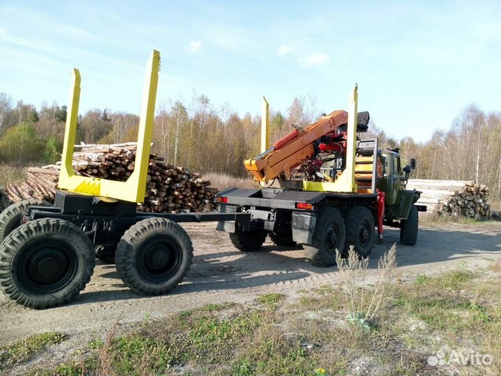 Урал 375Д с КМУ, 1981