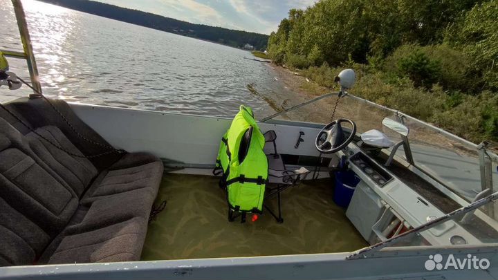 Продам катер амур-д