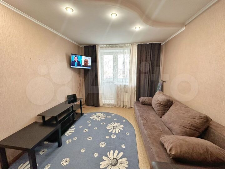 2-к. квартира, 60 м², 4/9 эт.
