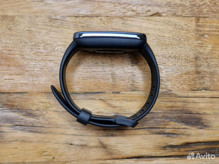 Фитнес-браслет Xiaomi SMART Band 7 Pro