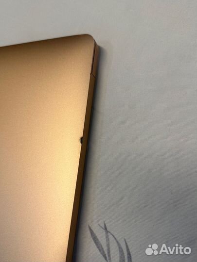 Apple MacBook Air 13-inch