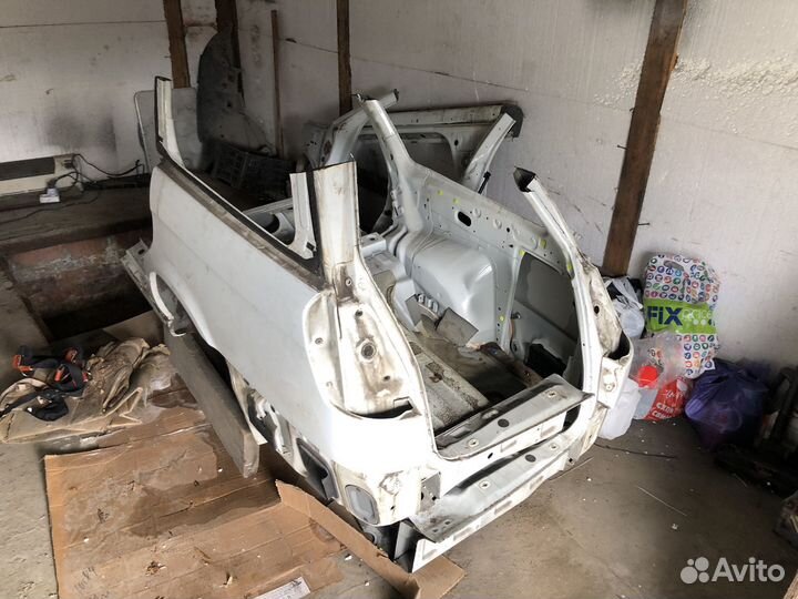 Задние крылья Subaru legacy BH