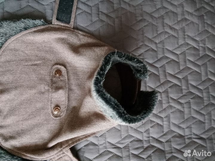 Шубка-манишка для собак мелких пород