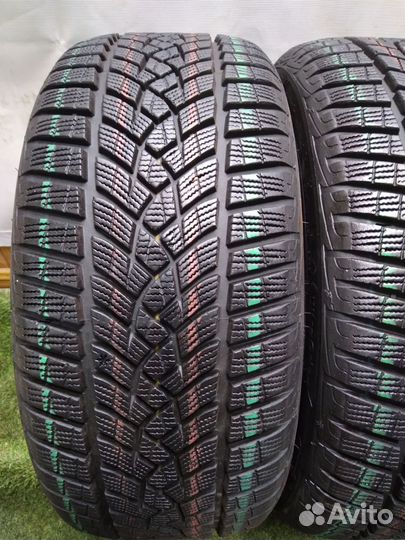 Goodyear UltraGrip Performance+ 225/45 R17 91H