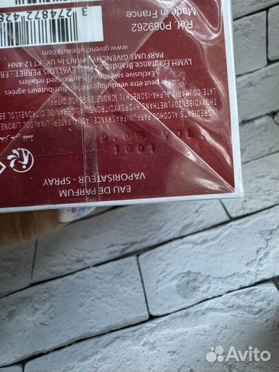 Givenchy linterdit rouge