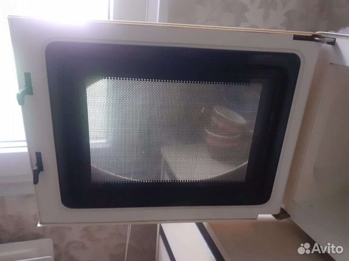 Микроволновая печь Candy