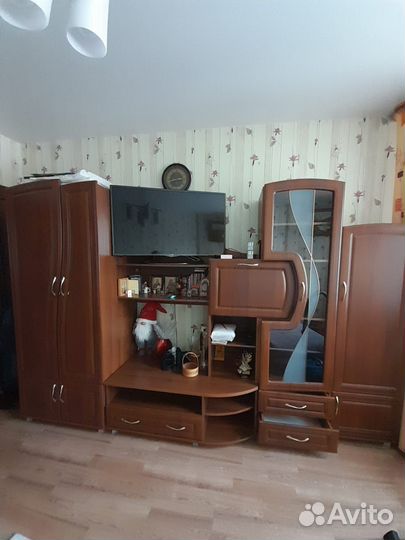 Стенка в гостиную