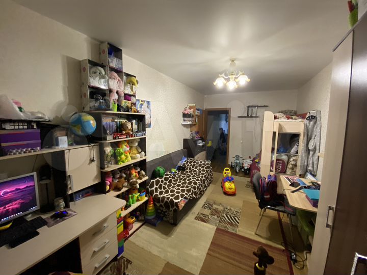 2-к. квартира, 53 м², 4/4 эт.