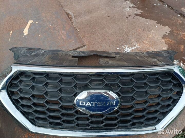 Бампер на Datsun