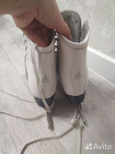 Коньки фигурные 34 размер