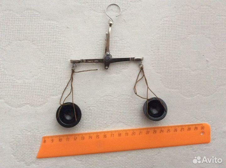 Весы равноплечие ручные