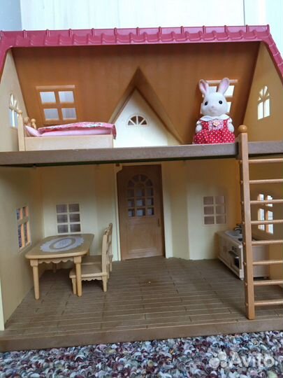 Игрушечный домик