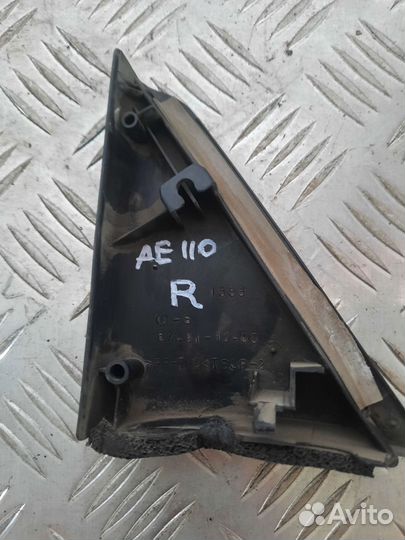 Уголок зеркала правый Тойота Королла AE110