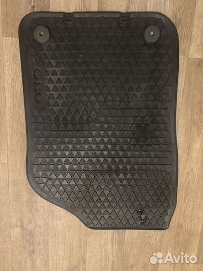 Коврик на volkswagen polo 2012 хэтчбек