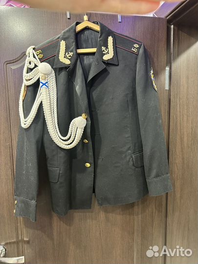 Китель военный