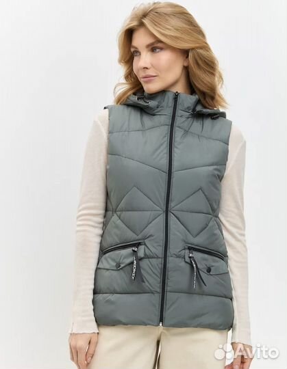 Жилетка безрукавка женская 44