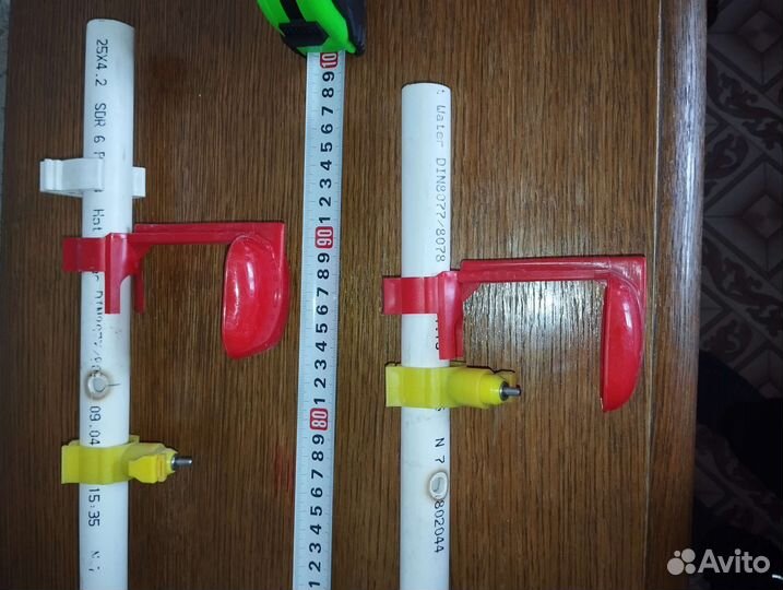 Ниппельные поилки для кур в сборе