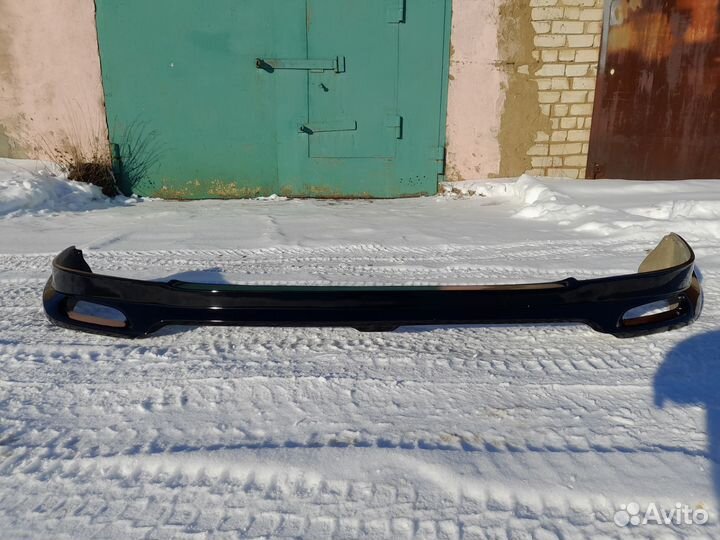 Губа на lancer 10