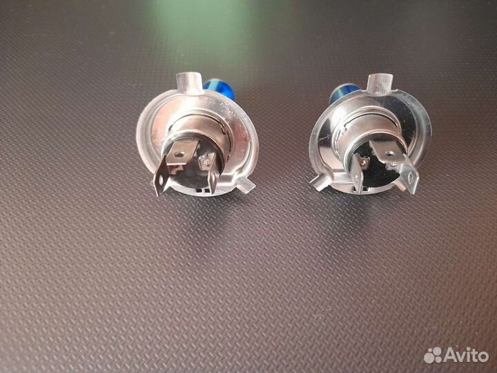 Галогеновые лампы H4 и H8