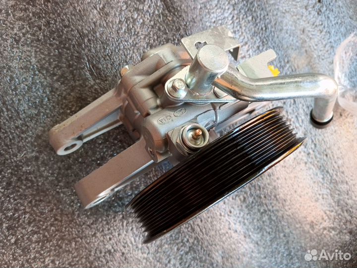 Hyundai Solaris гур