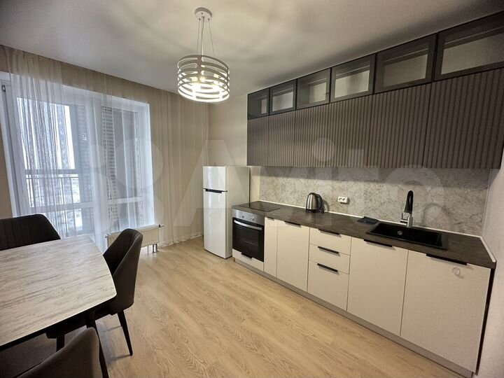 1-к. квартира, 40 м², 8/11 эт.