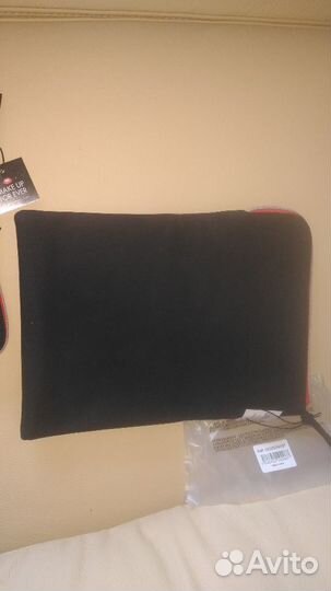 Косметички Make up for ever и Nina Ricci