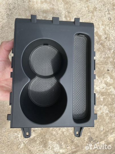 Подстаканник в автомобиль Volkswagen Passat B7