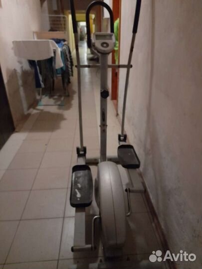 Эллиптический тренажер