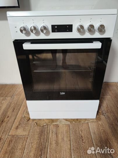 Электрическая плита Beko FSM67320GWS, стеклокерами