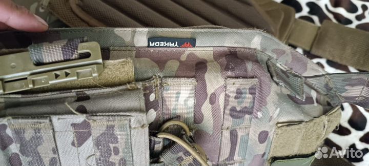 Бронижелет с плитами,полностью в сборе