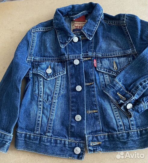 Куртки, ветровки, жилетки до 2 лет от