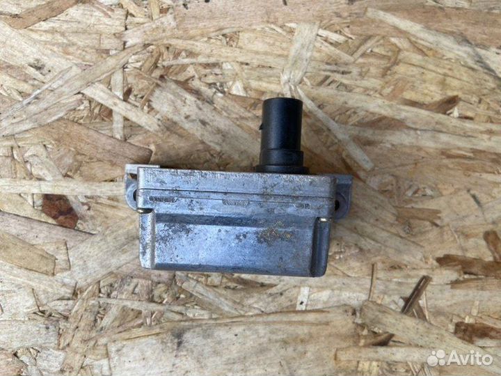 Датчик ускорения Porsche Cayenne 955 4.5 2004