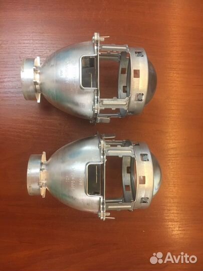 Штатные линзы Camry 40