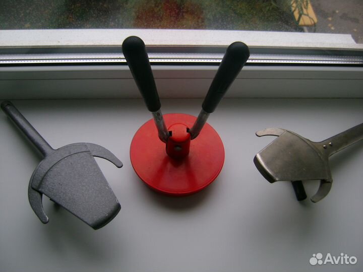 Продам ключ для закруткибанок