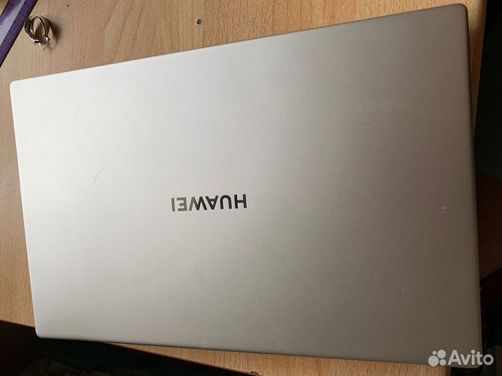 Huawei matebook D15 i5-10210U