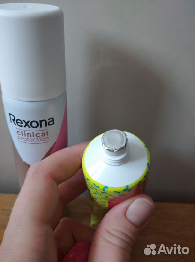 Косметика: антиперспирант, крем