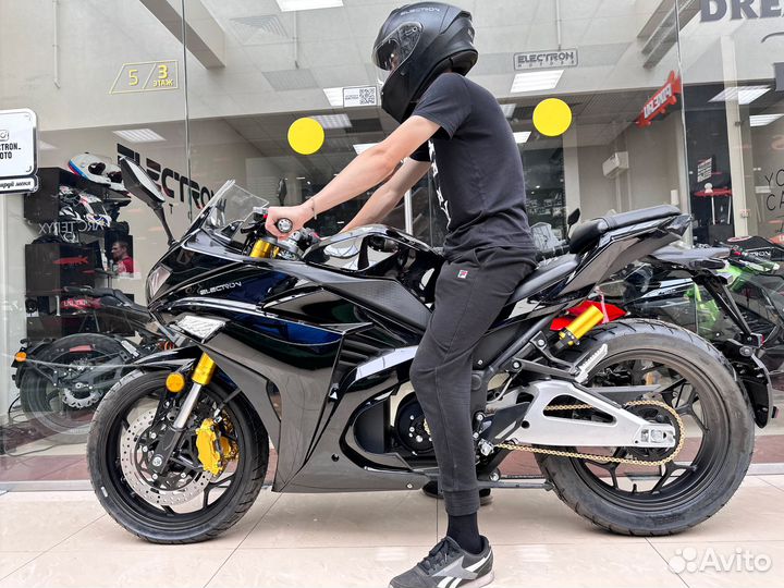 Мотоцикл электрический Yamaha R3