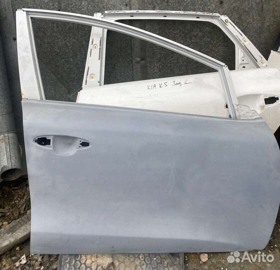 Дверь передняя правая Kia Ceed 2 JD