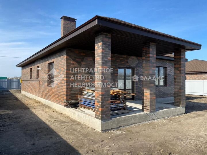 Дом 109 м² на участке 9 сот.