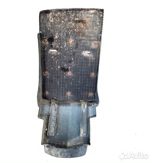 Крыло переднего моста, заднее левое volvo FM (01.0