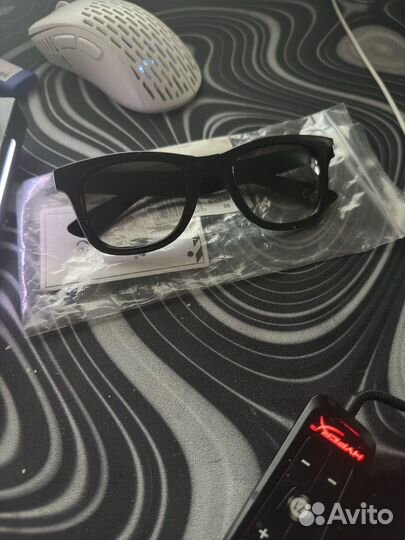 Солнцезащитные очки Vans