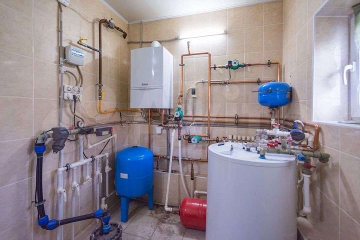 Дом 234 м² на участке 10,5 сот.