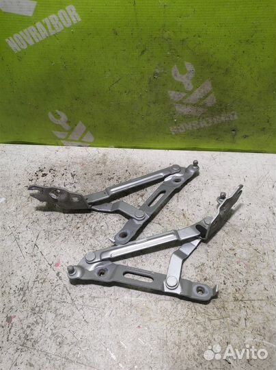 Петля крышки багажника Сеат Кордоба