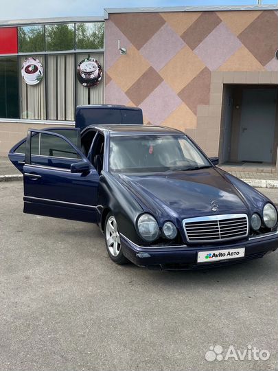 Mercedes-Benz E-класс 3.2 AT, 1996, битый, 360 000 км