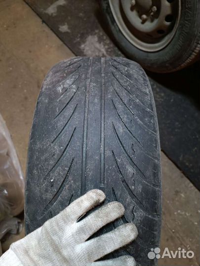 Sunny SN221C 215/50 R17