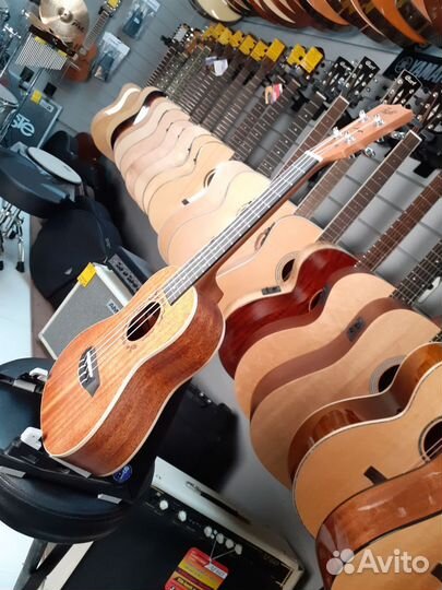 Электроукулеле Flight концерт