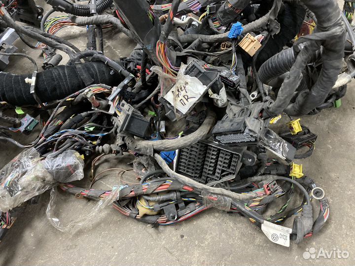 Проводка торпеды/салона Volkswagen Passat B6