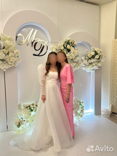 Свадебное платье