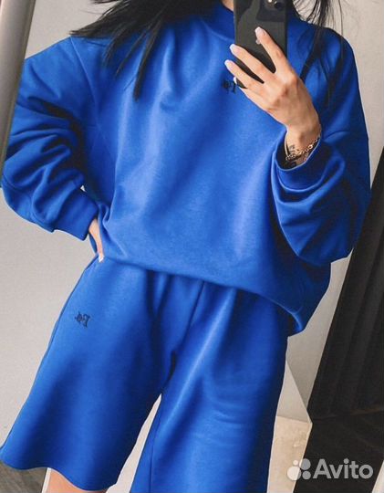 Костюм спортивный
